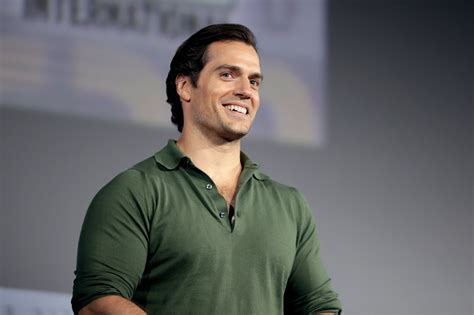 Henry Cavill Wird Zum Schottischen Krieger So Geht Es Nach The