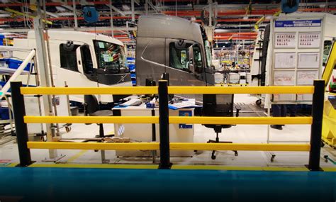 Volvo aposta em barreiras flexíveis para elevar segurança Onflex