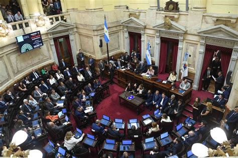 Sin definir autoridades juraron los nuevos senadores y se renovó un