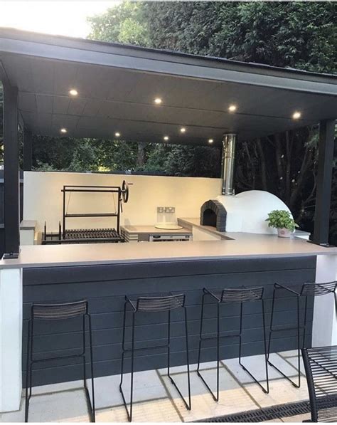 30 Small Outdoor Kitchen With Bar Homedecorish