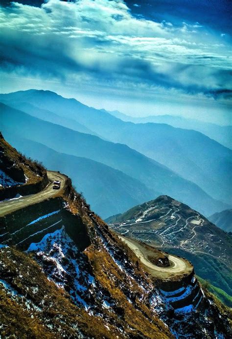 Zuluk, Sikkim | Honeymoon tour packages, Honeymoon tour, Tour packages