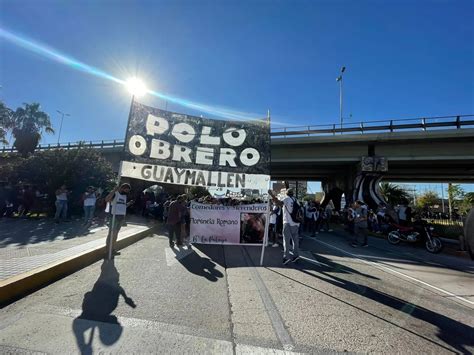 Piqueteros De Mendoza Exigen Universalizar Planes Sociales Y Cortar N