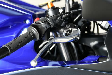 【ヤマハ Yzf R7 試乗】濃密なスポーツライディングを思えば、999万円はバーゲン価格佐川健太郎 1枚目の写真・画像 レスポンス（responsejp）