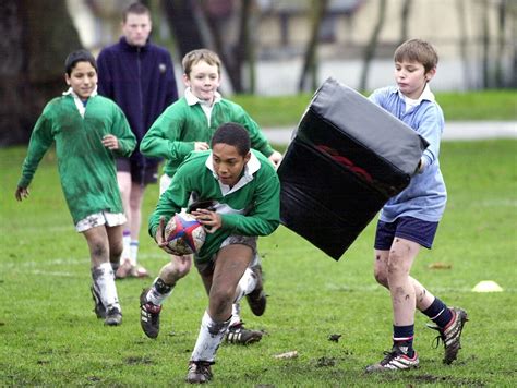 Rugby Les compétitions UNSS autorisées à reprendre après le grave