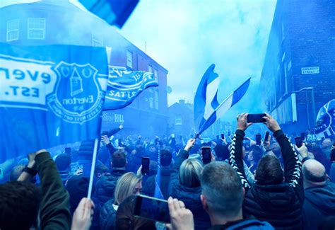 Everton Footage Breaks Of Fan Protests Outside Goodison Park