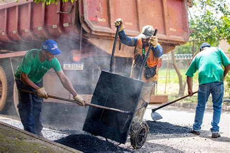 Prefeitura De Novo Gama Realiza Opera O Tapa Buracos No Lago Azul