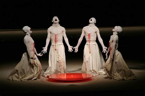 El butoh un estilo de danza contemporánea Danza teatro Escenografia