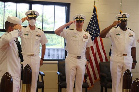 Uss James E Williams Holds Change Of Command United States Navy