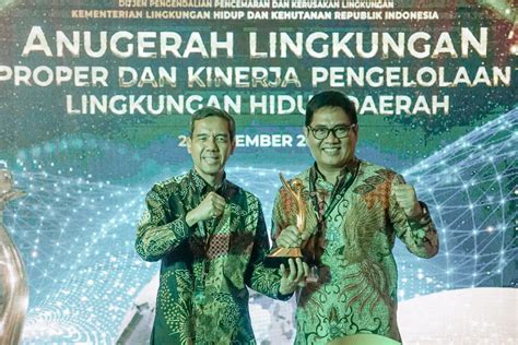 Komitmen Kelola Lingkungan Pusri Kembali Raih Proper Emas Tahun