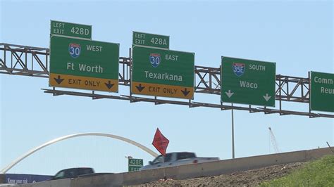 Federal decision leads to change in Texas highway signs | khou.com