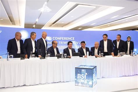 paparan kinerja triwulan iv  bsi infobanknews