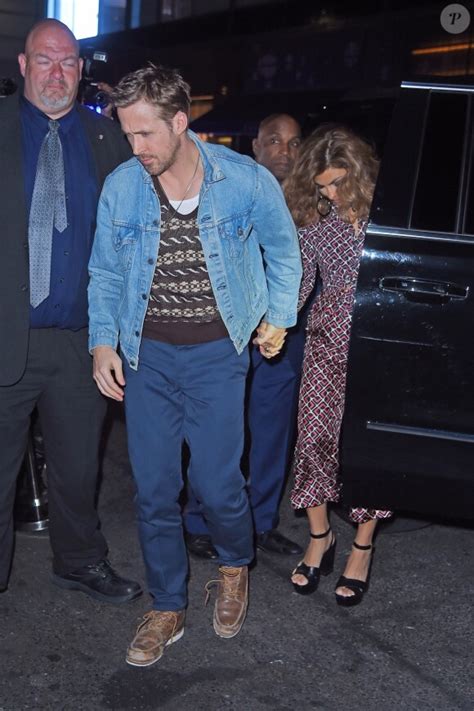 Vidéo Ryan Gosling et sa compagne Eva Mendes quittent l after party