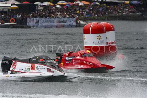 Kejuaraan Dunia F1 Powerboat Seri Danau Toba 2024 ANTARA Foto