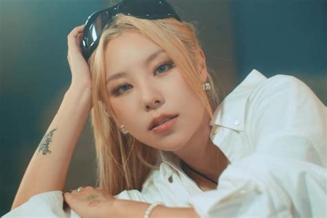 Mamamoo S Whee In Unveiled The In The Mood Music Video Teaser