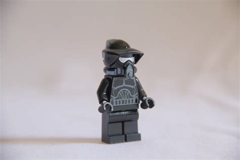 Boris Bricks: LEGO Star Wars Shadow ARF Trooper Review