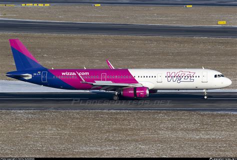 HA LTI Wizz Air Airbus A321 231 WL Photo By RAFAL KUKOWSKI ID