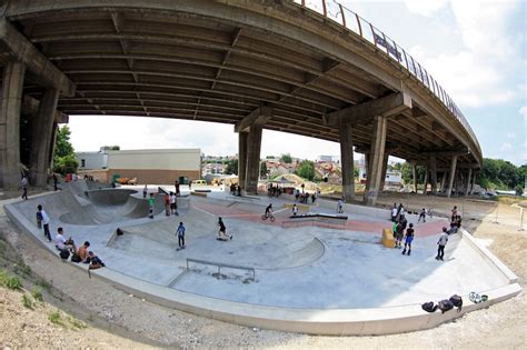 Arcueil Gentilly Skatepark Trucks And Fins