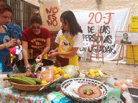 Una Olla Comunitaria Para Defender El Derecho Al Asilo Desde Málaga