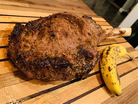 Tomahawk Ribeye Steak Banana For Scale Rbananasforscale