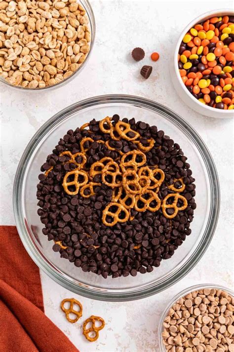 Chocolate Peanut Butter Trail Mix Recipe Dinner Then Dessert