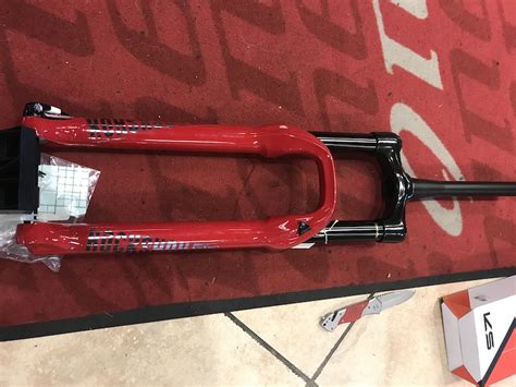 New Rock Shox Lyrik Rc Debonair Mm For Sale