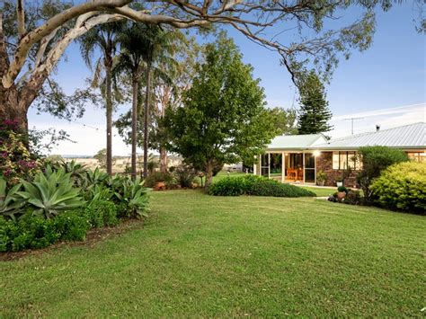 6 Bushy Lane Southbrook Qld 4363 Property Details