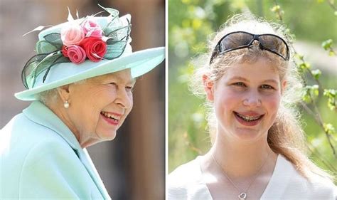 Lady Louise Windsor How Balmoral Trip ‘brought Queen And Louise Closer Together’ Royal News