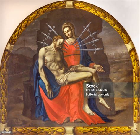 Reggio Emilia Lukisan Pieta Di Gereja Chiesa Die Cappuchini Oleh