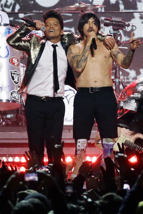 Blog Dla Fanów Bruno Marsa Bruno Mars Bez Koszulki Bruno Mars