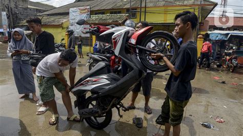 Penyebab Motor Mogok Saat Menerjang Banjir Otomotif Liputan