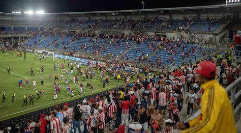 La Hinchada Del Uni N Magdalena Molesta Por Jugar Contra Junior En