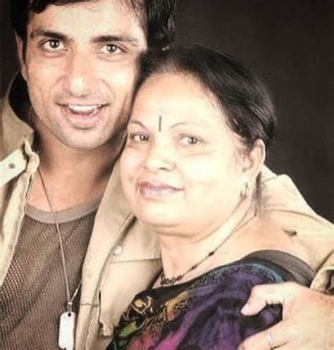 Sonu Sood Wiki, Wife, Height, Age, Family, Biography & More - Famous People