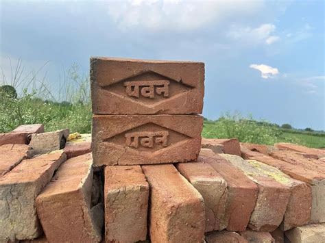 Over Heated Red Clay Brick At Rs Red Clay Bricks In Kanpur Id