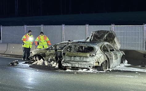 Zwei Jugendliche Sterben Bei Unfall Im Kreis Bayreuth Autos Auf Der A