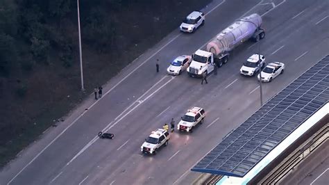 Outbound Kennedy Expressway Shut Down Due To Accident At Addison Nbc