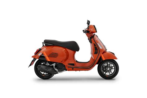 Motorrad Vergleich Vespa Gts 125 I E Super Sport 2012 Vs Vespa Gts