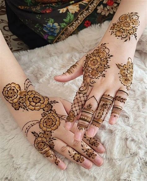 Stunning Mehendi Designs For The Sister Of The Bride Bridesmaids Artofit