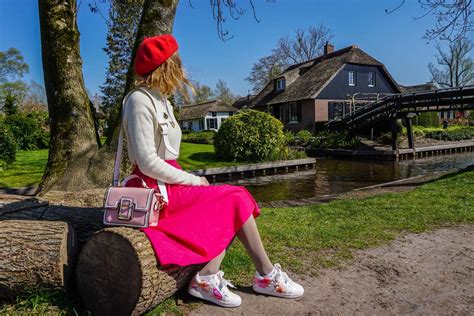 Giethoorn Netherlands: A Beautiful Day Trip from Amsterdam