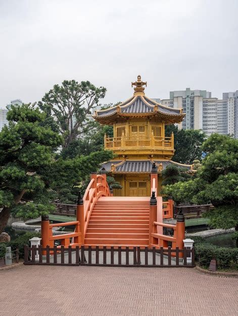 Premium Photo Temple In The Nan Lian Garden By Chi Lin Nunnery In