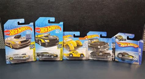 HOT WHEELS X Mooneyes Cars VW Kafer Pro Stock Camaro Chevy Sooo Fast EUR