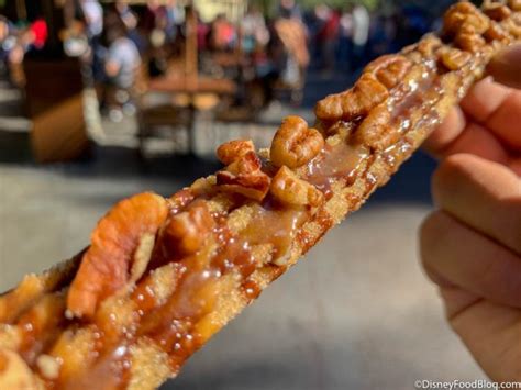 Disneyland Resort Churros and Churro Carts | the disney food blog