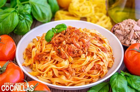 Receta de tallarines con atún y salsa de tomate tagliatelle al tonno e