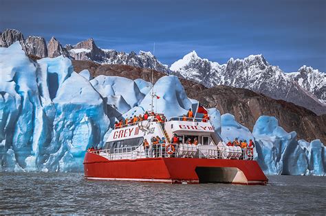 Navegaci N Glaciar Y Lago Grey Torres Del Paine Patagonia Tours