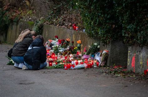 Trauer In Illerkirchberg Gro E Anteilnahme Bei Beerdigung Des