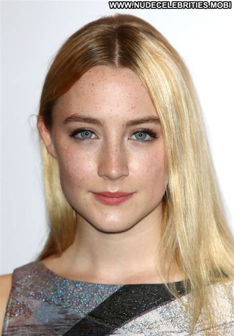 Saoirse Ronan No Source London Posing Hot Celebrity Babe Beautiful