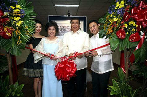 Senate Photo Gallery Opens