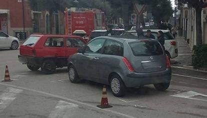 Scontro Tra Auto In Centro