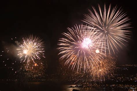 Año Nuevo ¿por Qué Fue Cancelado El Show De Fuegos Artificiales En Viña Del Mar Y Valparaíso