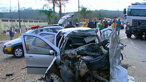 Duas Pessoas Morrem E Uma Fica Ferida Em Acidente Na MG 050 Em