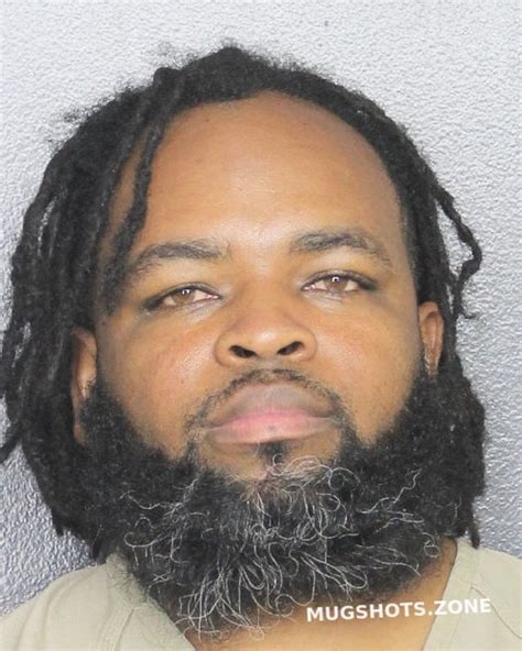 Smith Robert 12 09 2021 Broward County Mugshots Zone